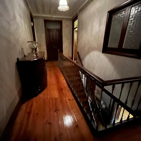 Vintage Baixa - ホステル