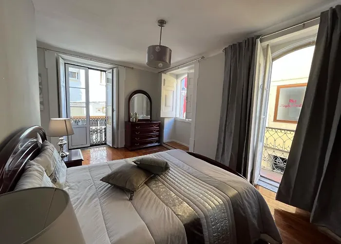 Vintage Baixa - אכסניה